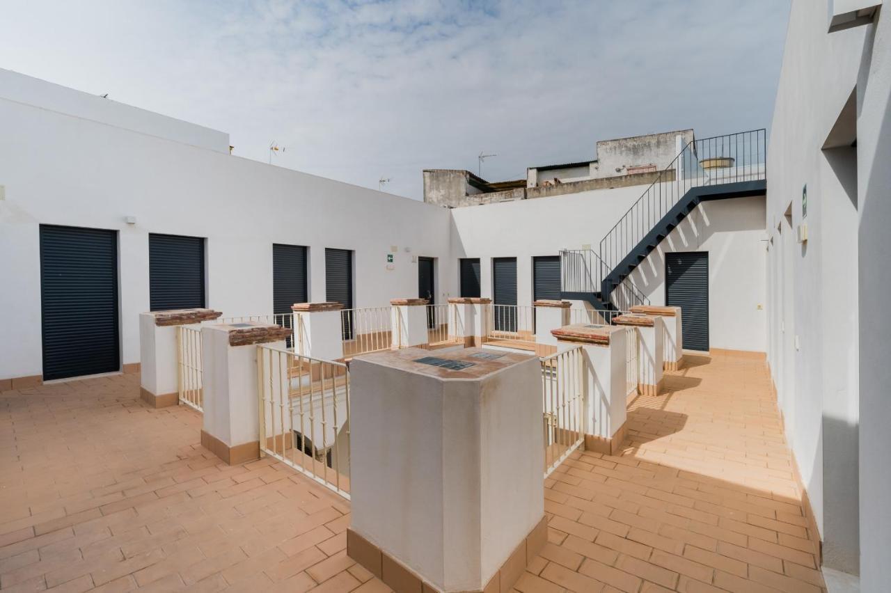 Ferienwohnung Stylish Designer Duplex-3Beds 2Baths-Puerta Carmona Centro Sevilla Exterior foto