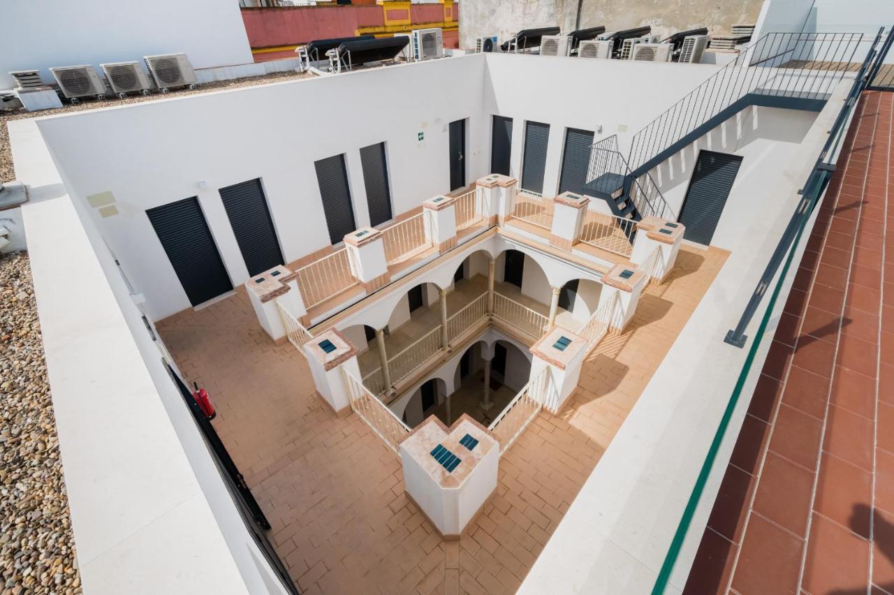 Ferienwohnung Stylish Designer Duplex-3Beds 2Baths-Puerta Carmona Centro Sevilla Exterior foto
